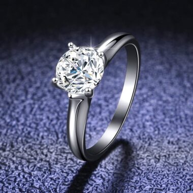 Moissanite Ring