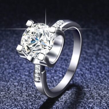 Moissanite Ring