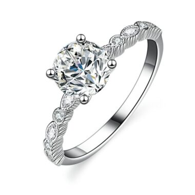 Moissanite Ring