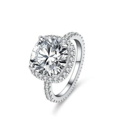 Moissanite Ring