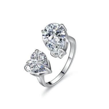 Moissanite Ring