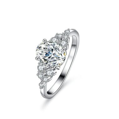 Moissanite Ring