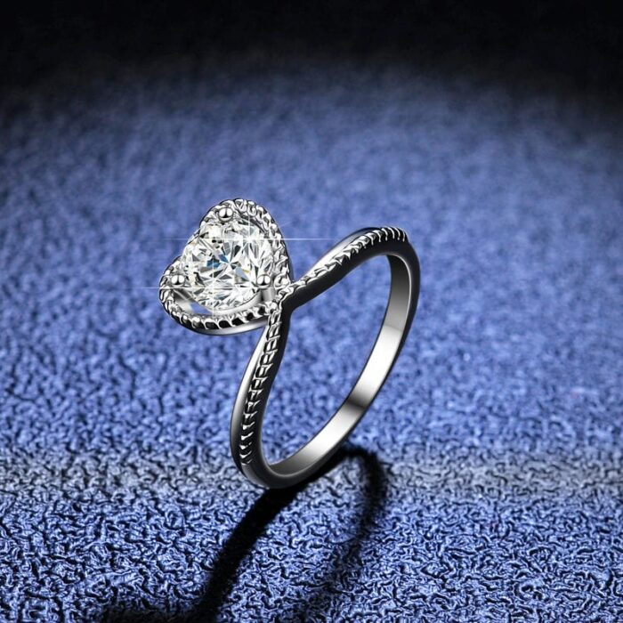 Moissanite Rings