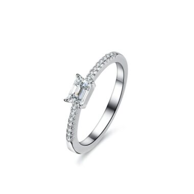 Moissanite Ring