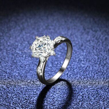 Moissanite Rings