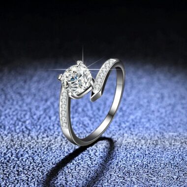 Moissanite Ring